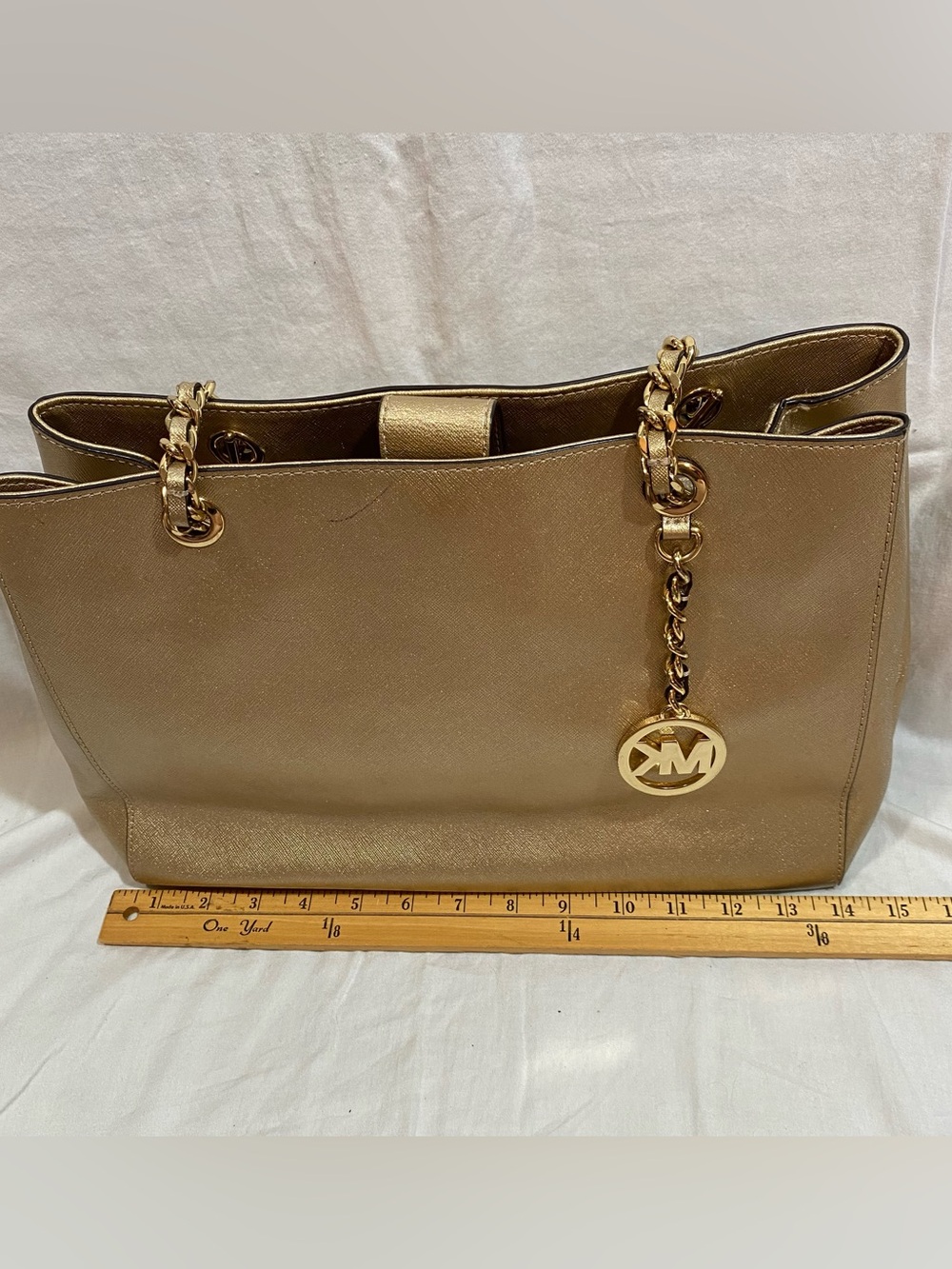 Michael Kors Susannah Women’s Large Metallic Chain-Handle Pale Gold Leather Tote - Picture 12 of 14